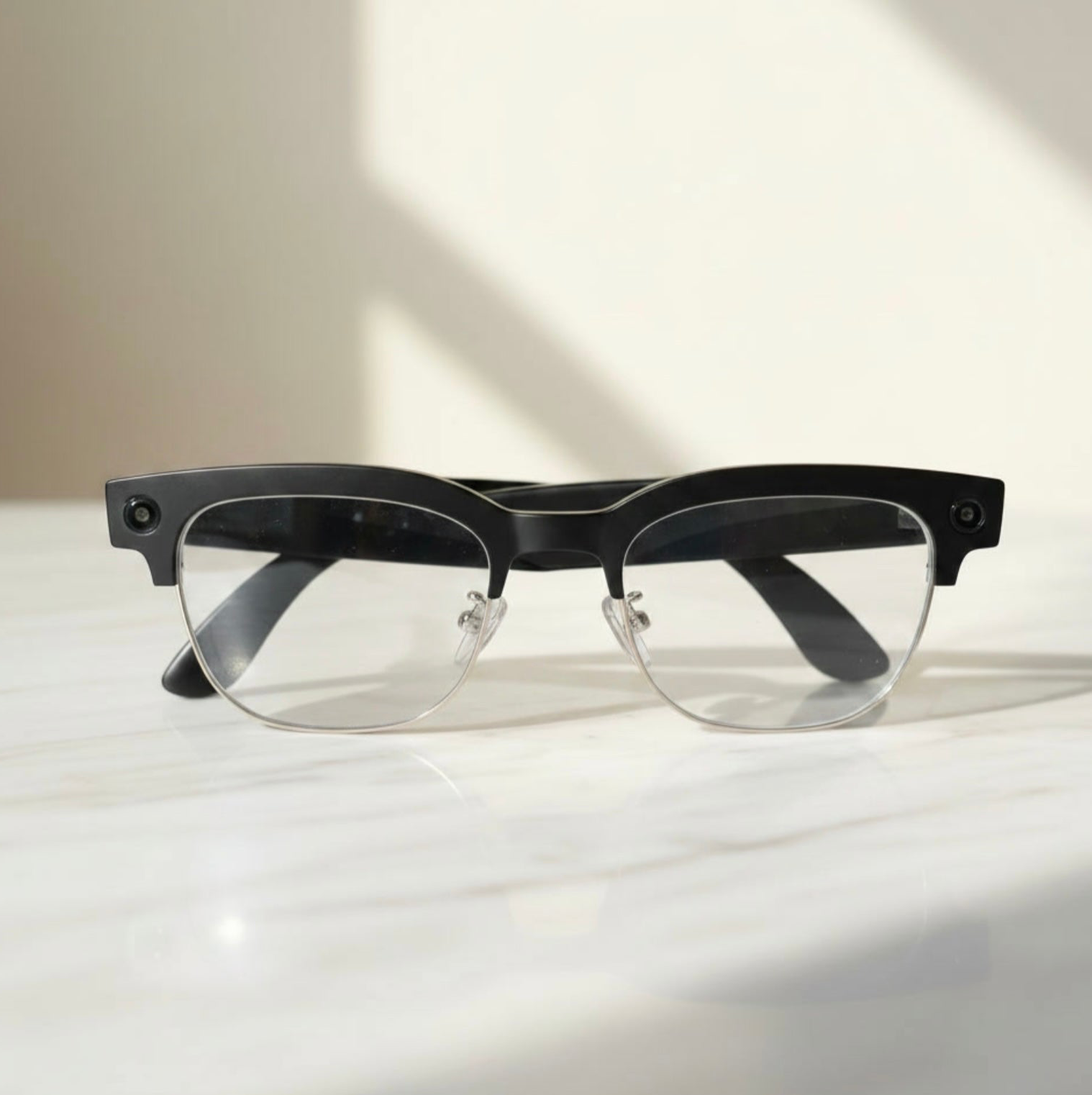 SmartWave Classic gafas inteligentes con cámara HD, lentes fotocromáticos, audio Bluetooth y resistencia IP65
